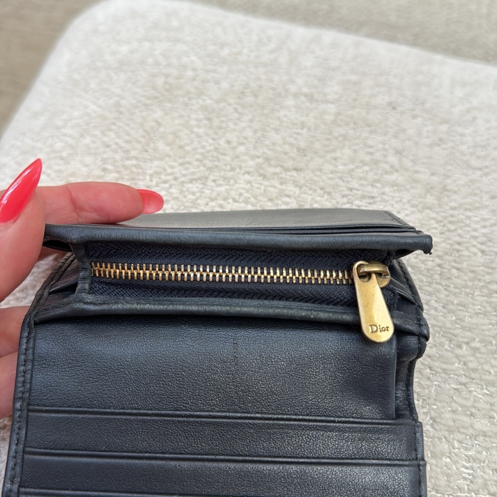 Dior blue and taupe Wallet with Gold Details - Picture 4 of 7